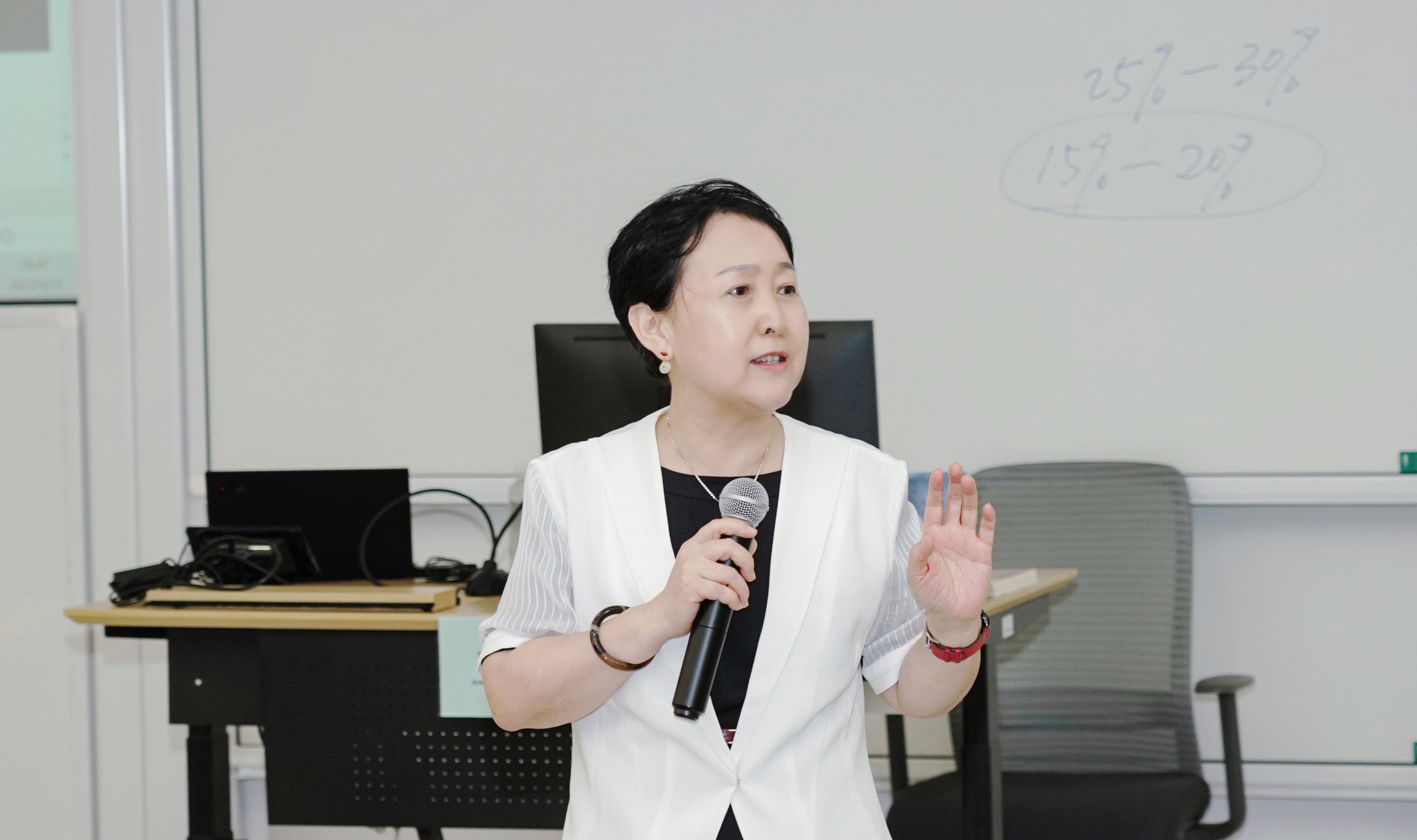 1663660349291080347.jpg 1663660349291080347.jpg