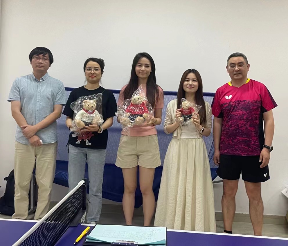 1687656701338058992.jpg 冠军合影.jpg