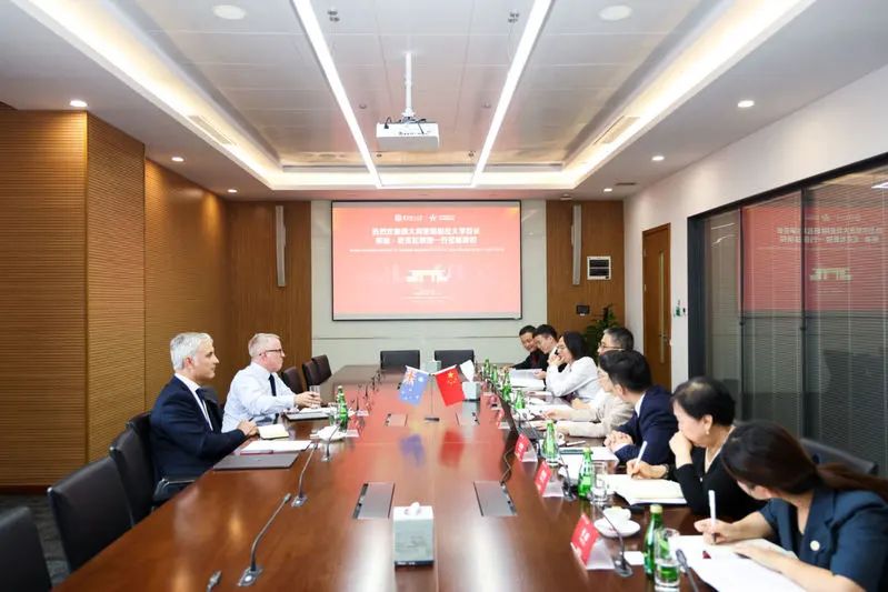 1693066536330050439.jpg 1693066536330050439.jpg