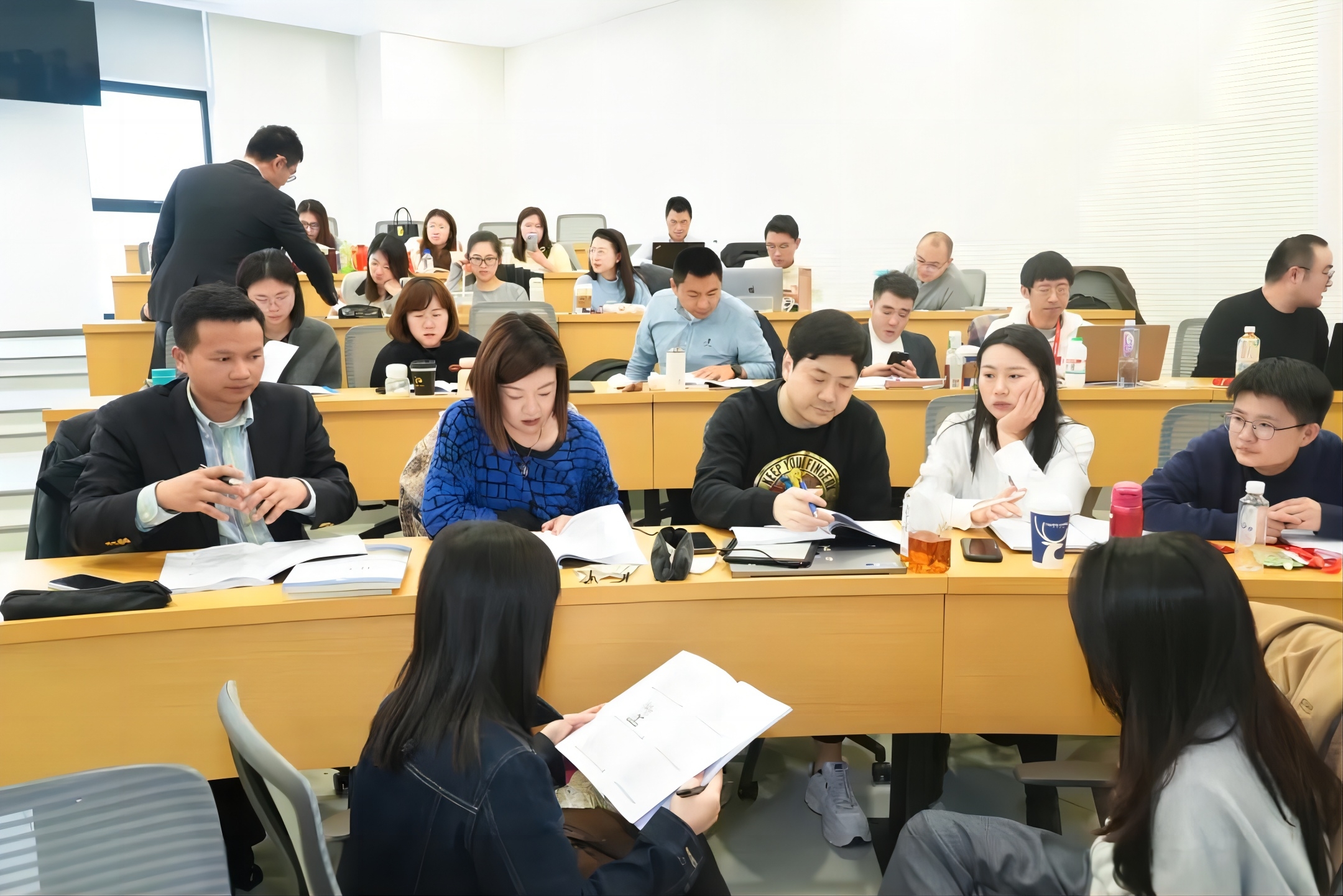 1711444063107015219.jpg 1711444063107015219.jpg