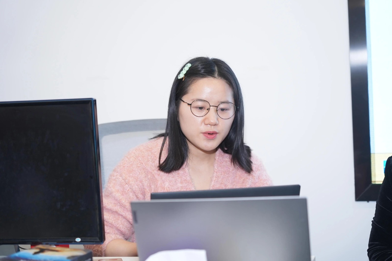 1713499712759026696.jpg 1713499712759026696.jpg